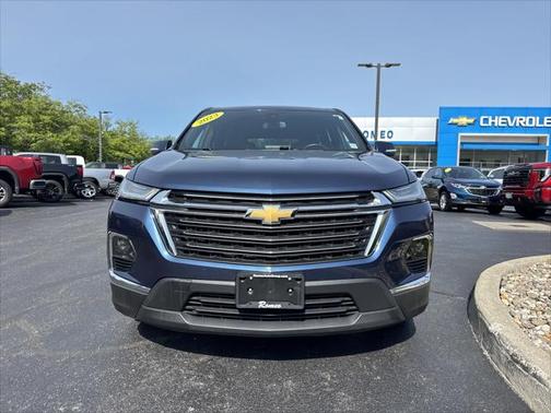 2023 Chevrolet Traverse LT Leather
