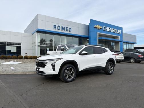 2025 Chevrolet Trax LT