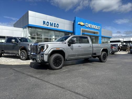 2025 GMC Sierra 3500 Denali
