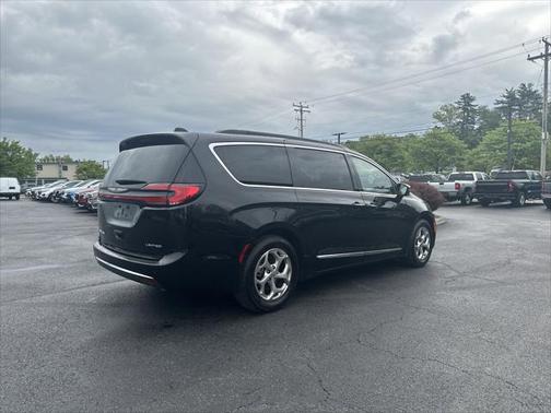 2023 Chrysler Pacifica Limited