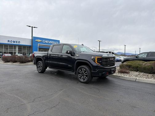 2022 GMC Sierra 1500 AT4