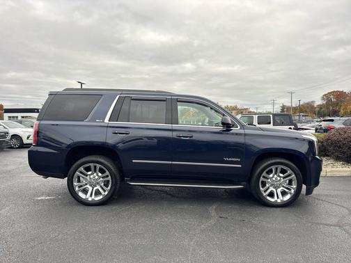 2017 GMC Yukon SLT