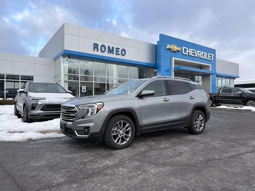 2023 GMC Terrain SLT