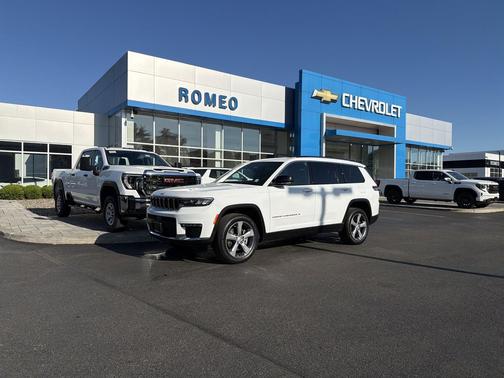 Bright White Clearcoat 2021 Jeep Grand Cherokee L Limited