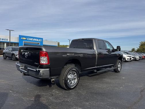 2024 RAM 2500 Tradesman Crew Cab 4x4 8' Box