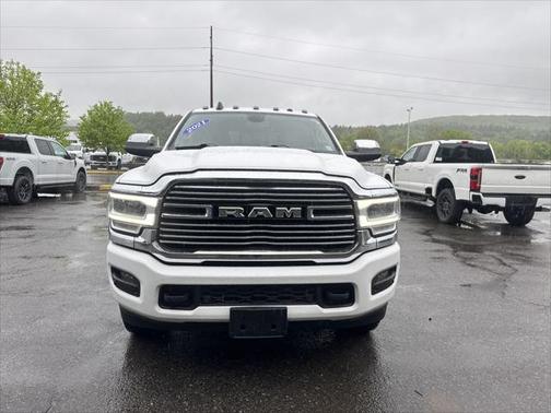 2021 RAM 2500 Laramie Crew Cab 4x4 6'4' Box