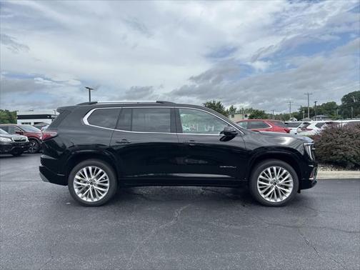2025 GMC Acadia Denali