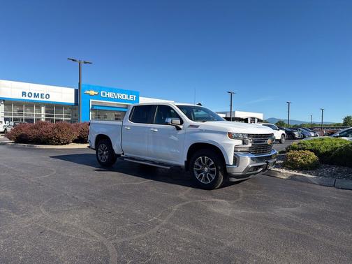 Summit White 2020 Chevrolet Silverado 1500 LT