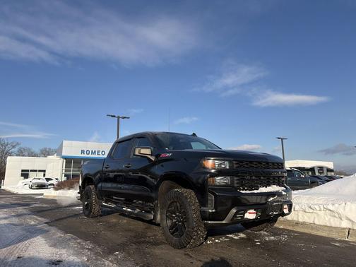 2020 Chevrolet Silverado 1500 Custom Trail Boss