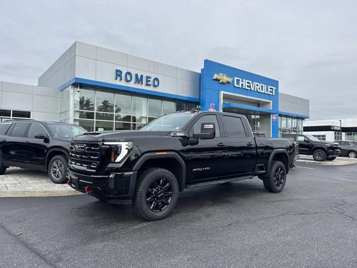 2024 GMC Sierra 2500 AT4