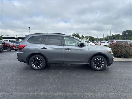 2020 Nissan Pathfinder SV 4WD