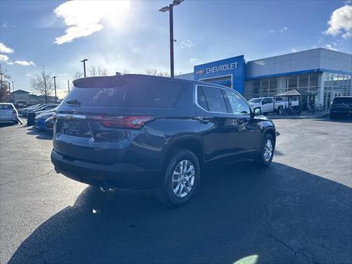 2023 Chevrolet Traverse LS