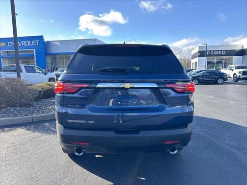 2023 Chevrolet Traverse LS