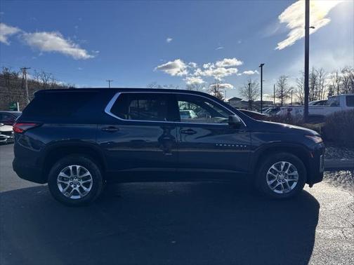 2023 Chevrolet Traverse LS