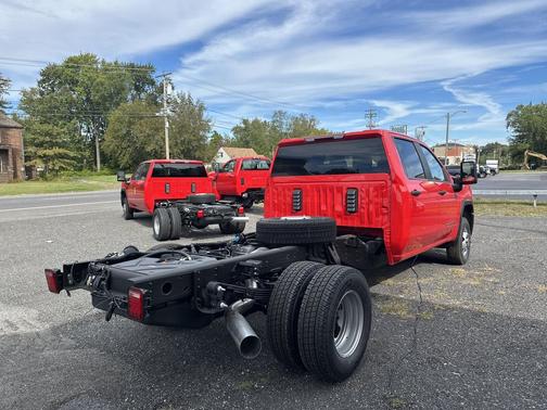 2025 GMC Sierra 3500 Base