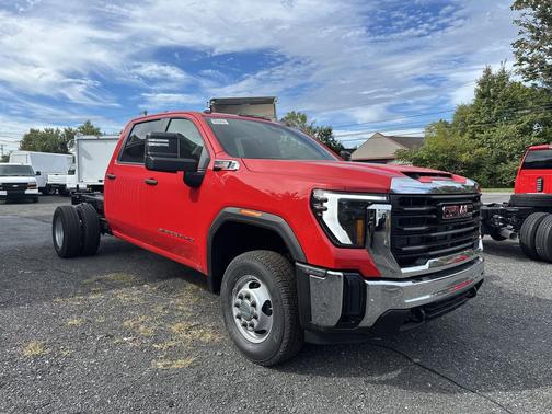 2025 GMC Sierra 3500 Base
