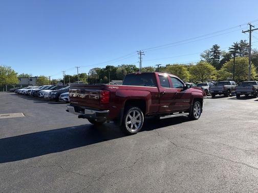 Siren Red Tintcoat 2017 Chevrolet Silverado 1500 1LT