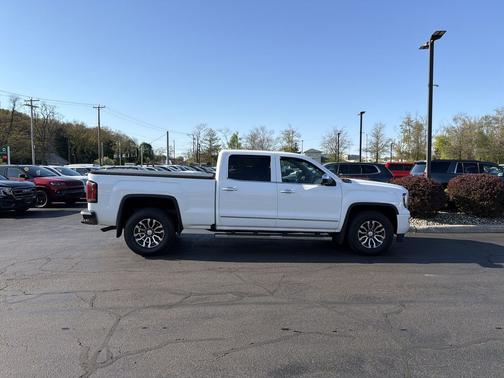 White 2016 GMC Sierra 1500 SLT