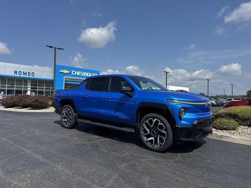2025 Chevrolet Silverado EV RST