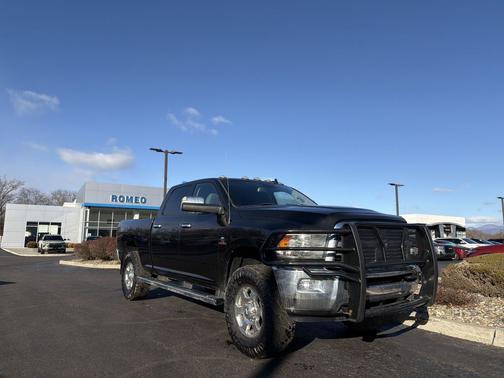 2018 RAM 2500 Big Horn Crew Cab 4x4 6'4' Box