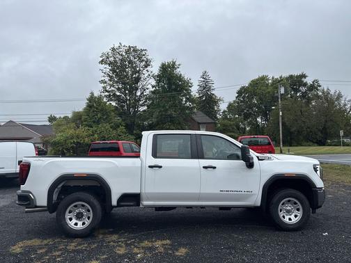 2025 GMC Sierra 2500 Base