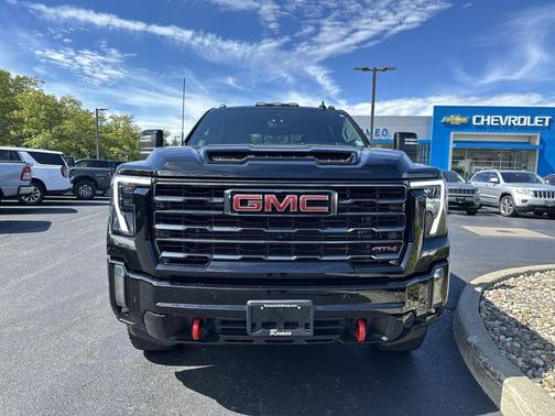 2024 GMC Sierra 2500 AT4