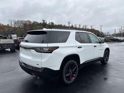 2021 Chevrolet Traverse Premier