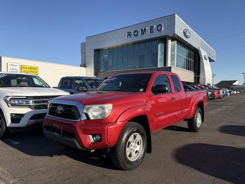 2013 Toyota Tacoma Base