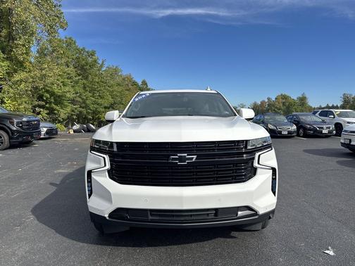 2023 Chevrolet Tahoe 4WD RST