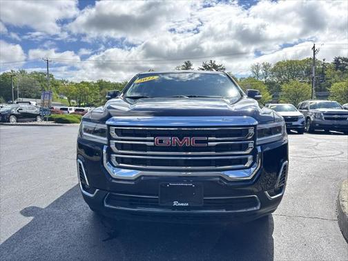 2022 GMC Acadia AWD SLT