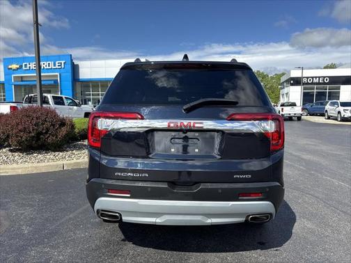 2022 GMC Acadia AWD SLT