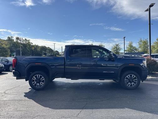 2022 GMC Sierra 2500 AT4