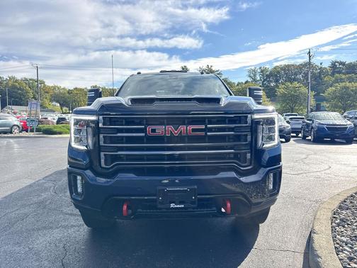 2022 GMC Sierra 2500 AT4