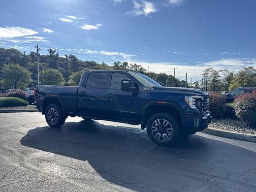 2022 GMC Sierra 2500 AT4