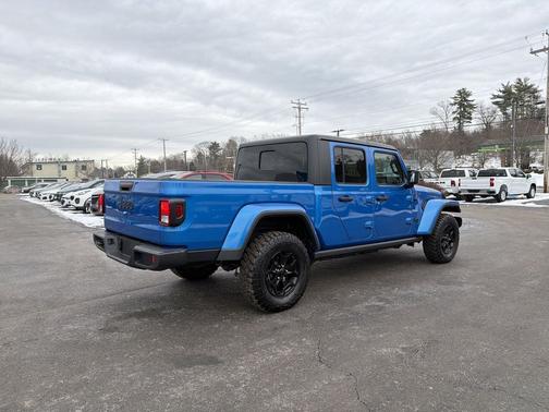 2023 Jeep Gladiator Willys 4x4