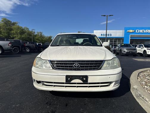 2003 Toyota Avalon XL