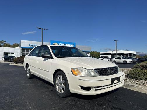 2003 Toyota Avalon XL