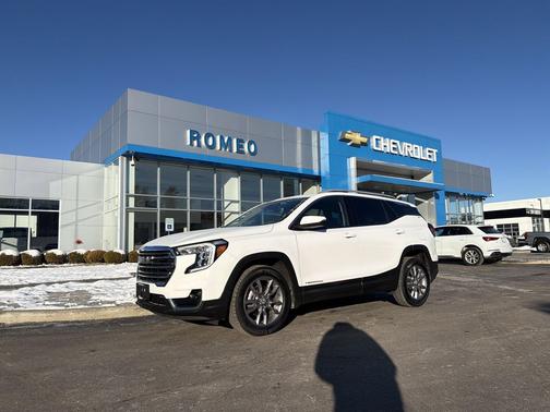 2023 GMC Terrain SLT