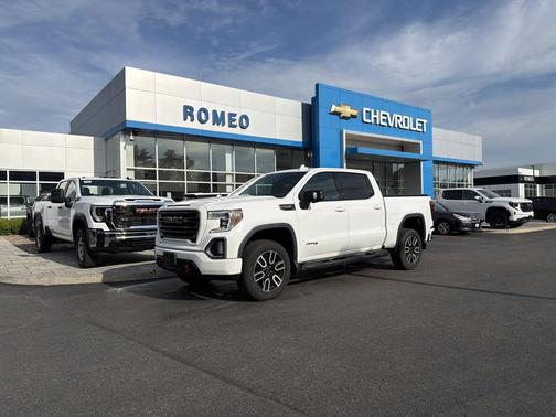 Summit White 2021 GMC Sierra 1500 AT4