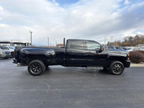 2017 Chevrolet Silverado 3500 WT