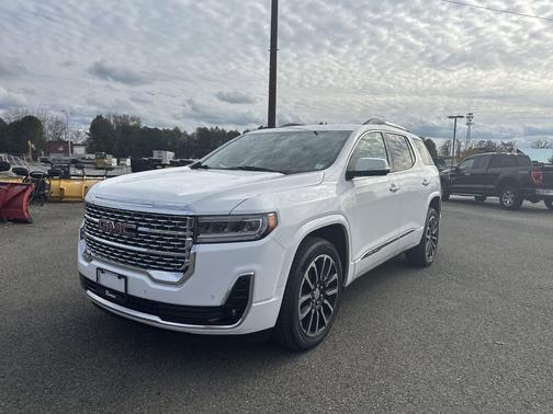 2020 GMC Acadia Denali