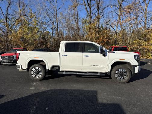 2025 GMC Sierra 2500 Denali