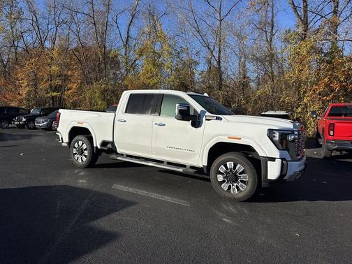 2025 GMC Sierra 2500 Denali