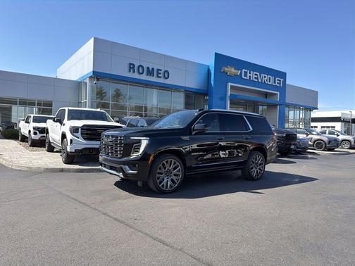 Onyx Black 2025 GMC Yukon Denali Ultimate