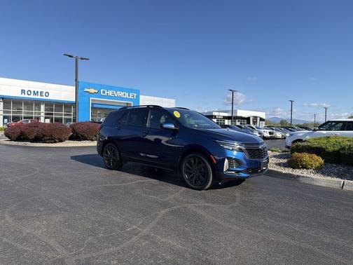 Blue Glow Metallic 2022 Chevrolet Equinox AWD RS