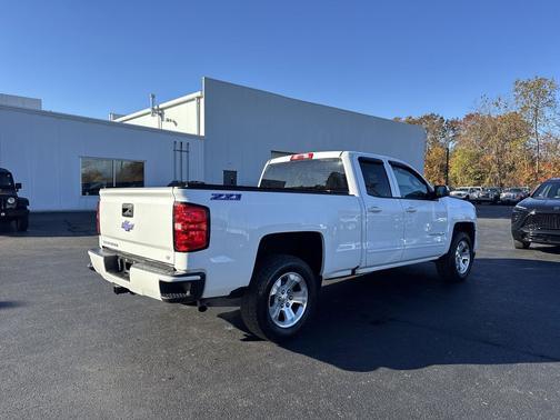 2018 Chevrolet Silverado 1500 2LT