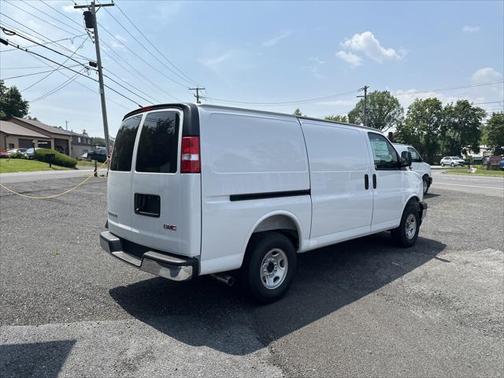 2025 GMC Savana 2500 Work Van