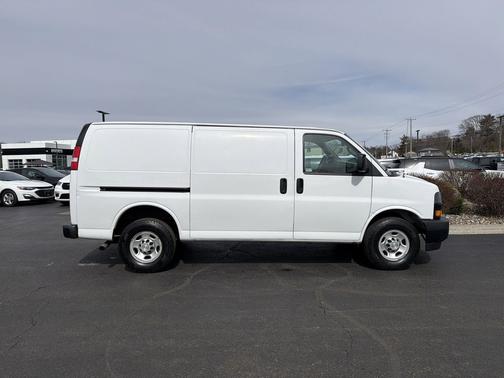 2021 Chevrolet Express 3500 RWD 3500 Regular Wheelbase WT