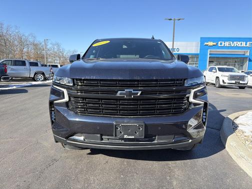 2023 Chevrolet Tahoe 4WD RST