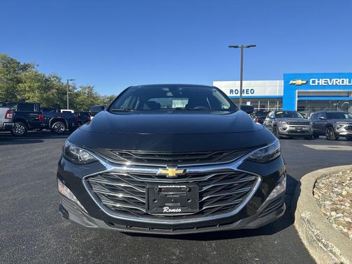 2022 Chevrolet Malibu FWD LT